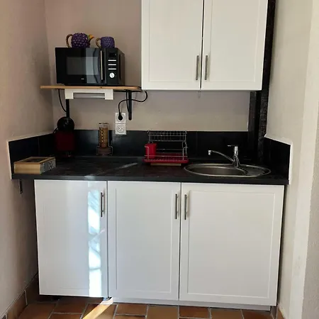 住宿加早餐酒店 - Douceur Du Sud, Entre Et Campagne 耶尔