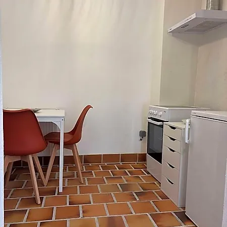 - Douceur Du Sud, Entre Et Campagne Bed & Breakfast